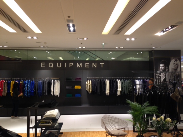 Corner de Equipment en La Galeria Lafayette, París