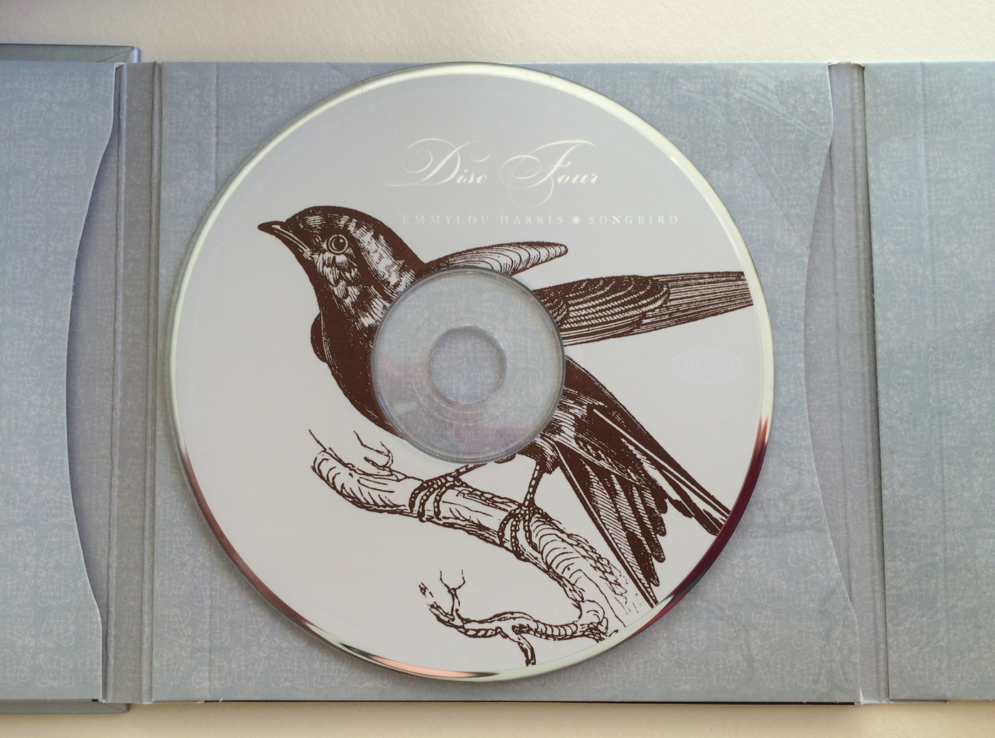 Emmylou Harris Songbird Boxed Set - Jean Krikorian